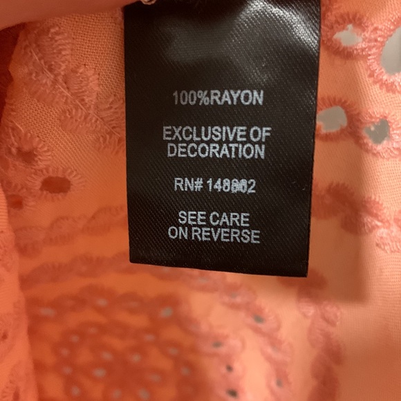 Top - Picture 4 of 4